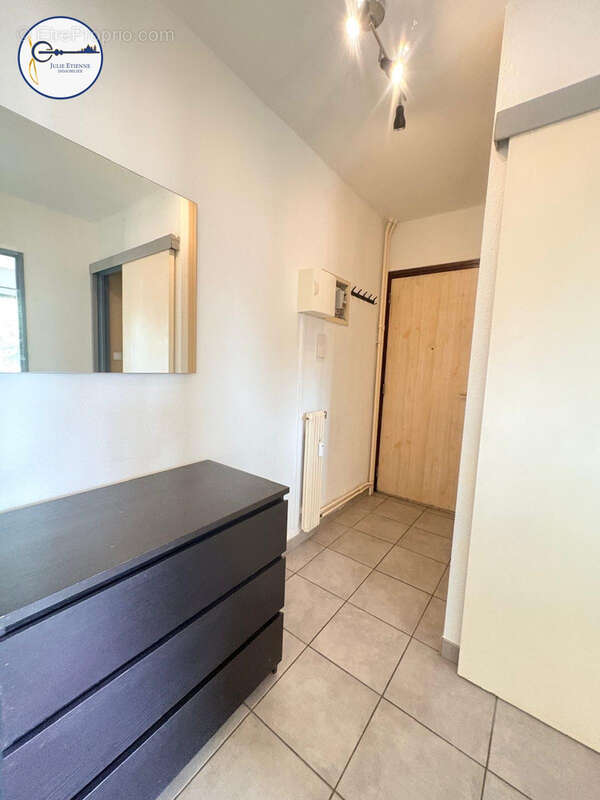 Appartement Epinal 2 pièces 50m2 + garage - photo 3
