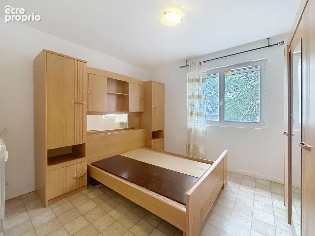 Appartement À Vendre - T4 - Saint Vallier - 83.10m² - photo 3