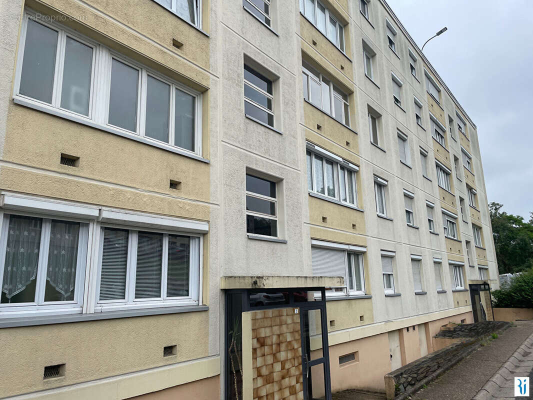 Appartement à DARNETAL