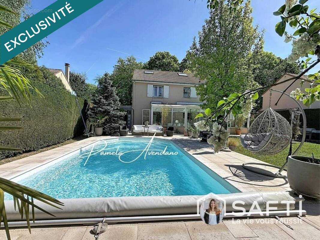 Photo 1 - Maison à OZOIR-LA-FERRIERE