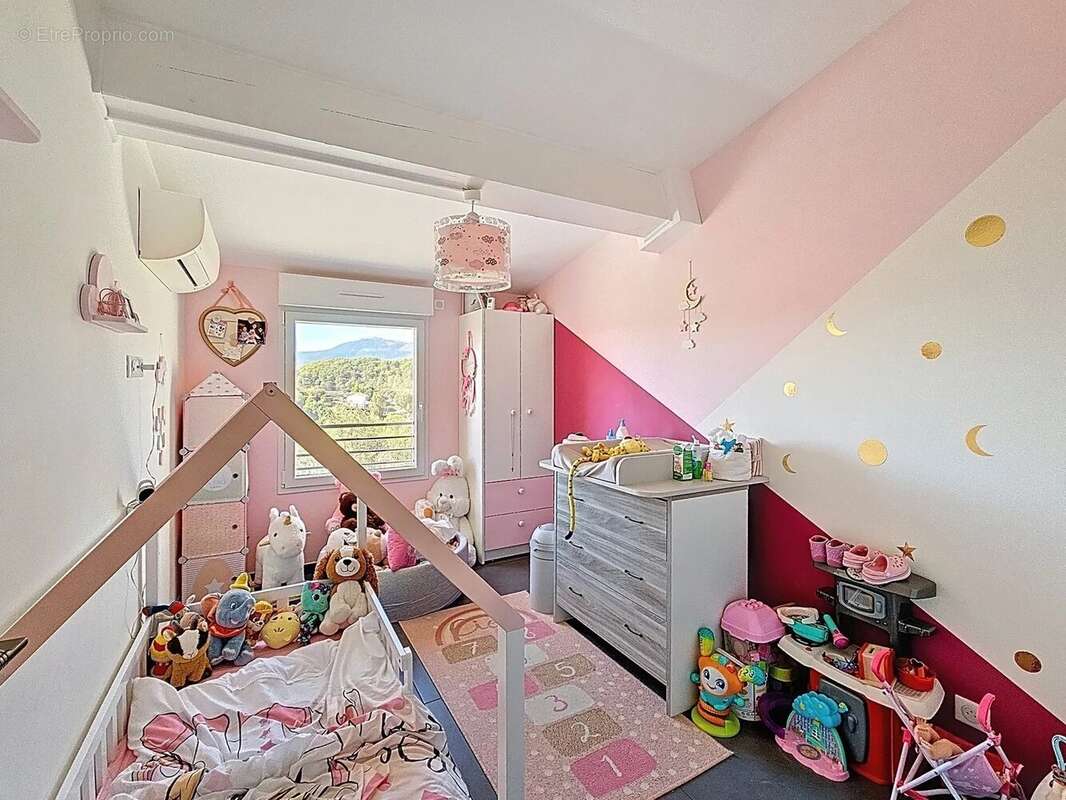 Appartement à LA GAUDE