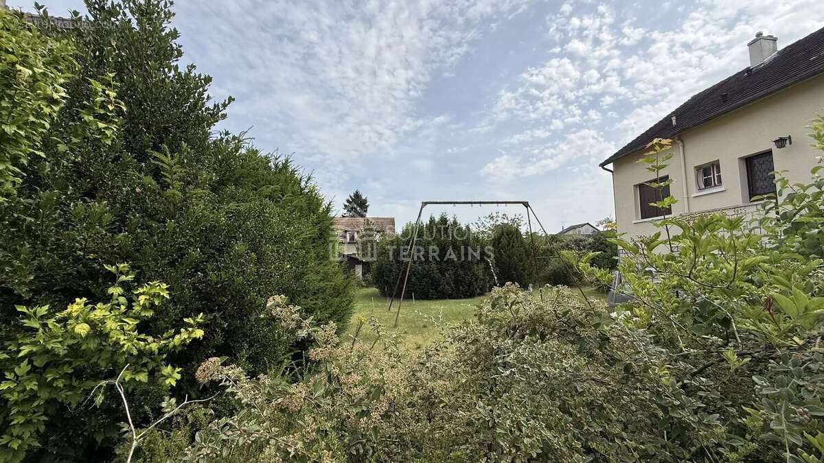 Terrain à ERAGNY