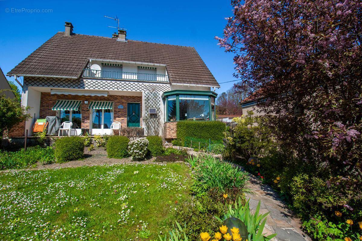Maison à THORIGNY-SUR-MARNE