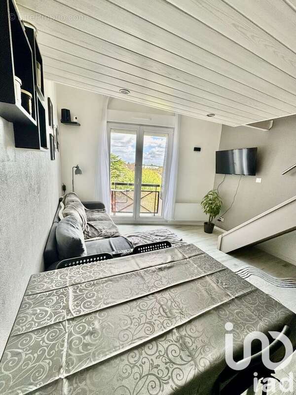 Photo 2 - Appartement à PONTAULT-COMBAULT