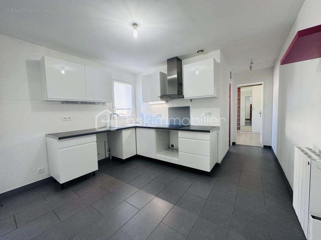 Appartement à TORCY