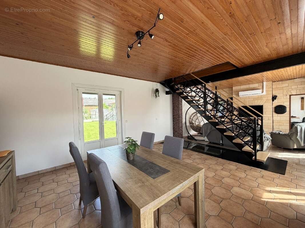 Maison 138 m² à Bucquoy  - photo 4