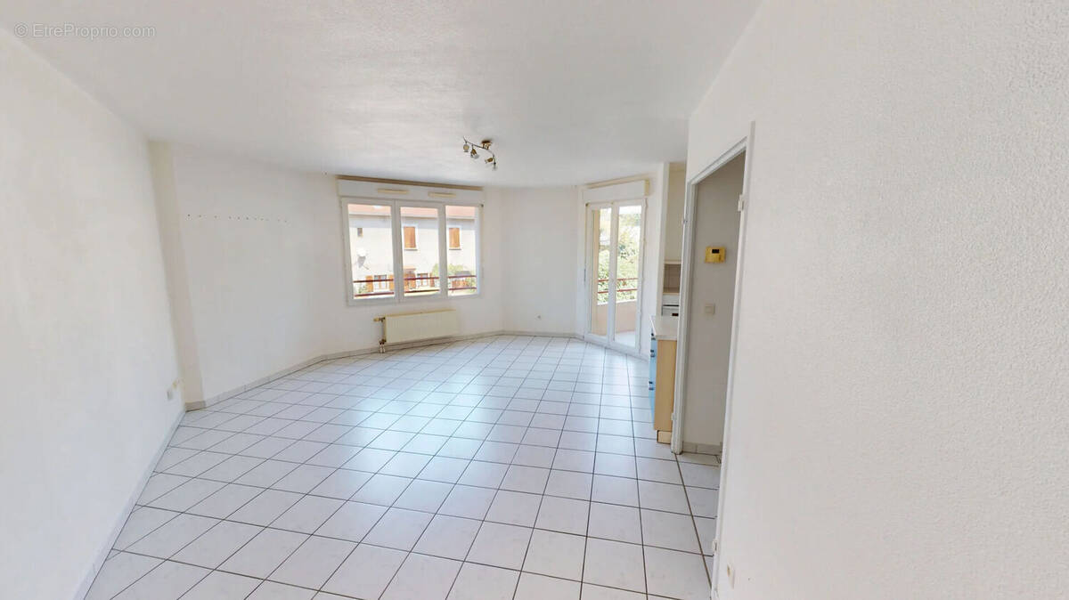 Appartement à DOMENE