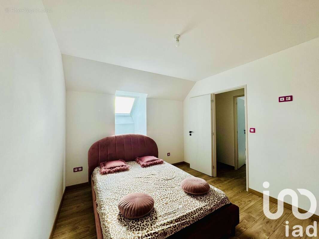 Photo 8 - Maison à LYE