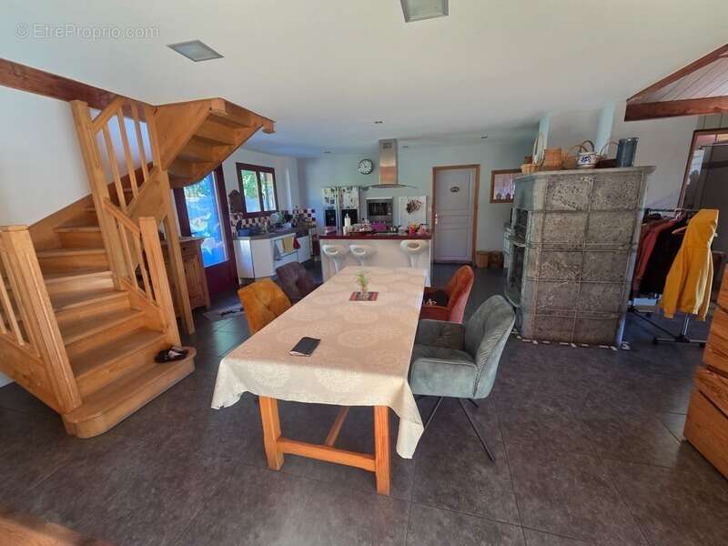 Maison à DURFORT-ET-SAINT-MARTIN-DE-SOSSENAC