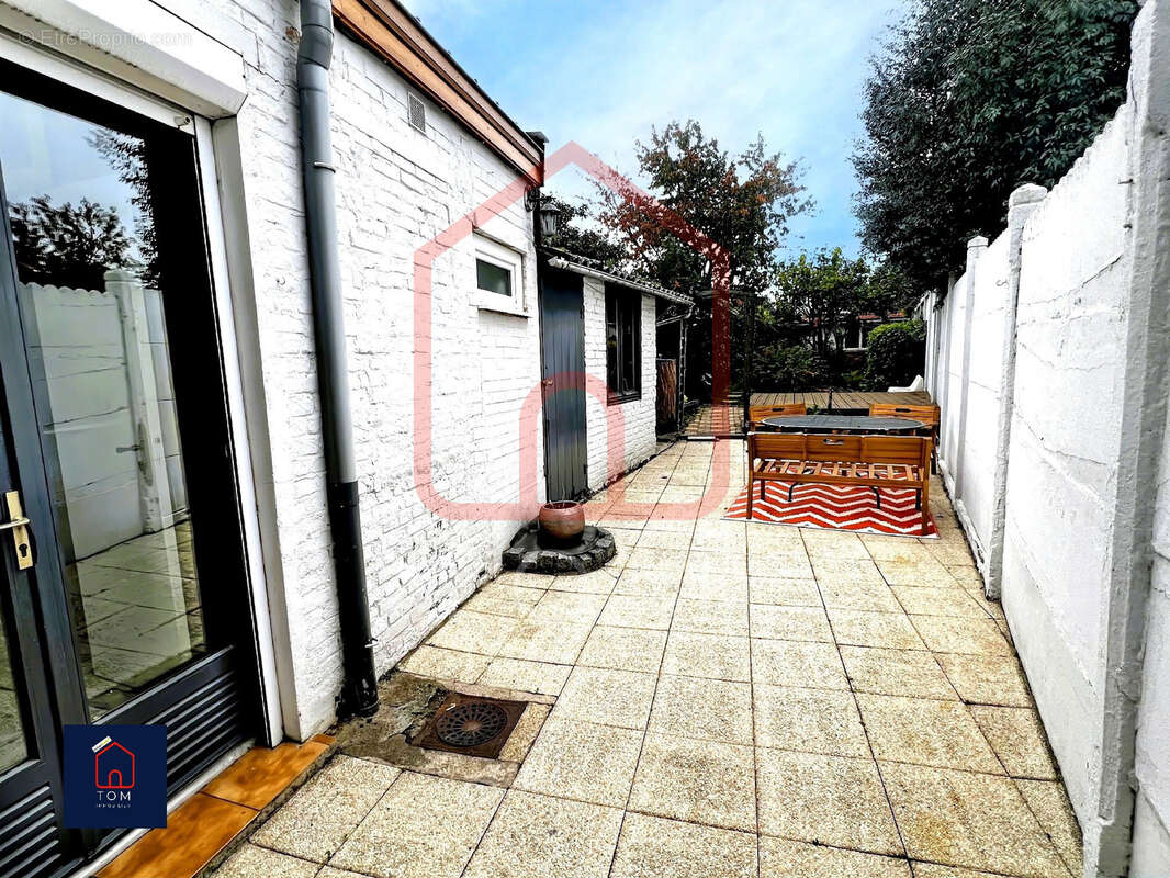 Maison à HELLEMMES-LILLE