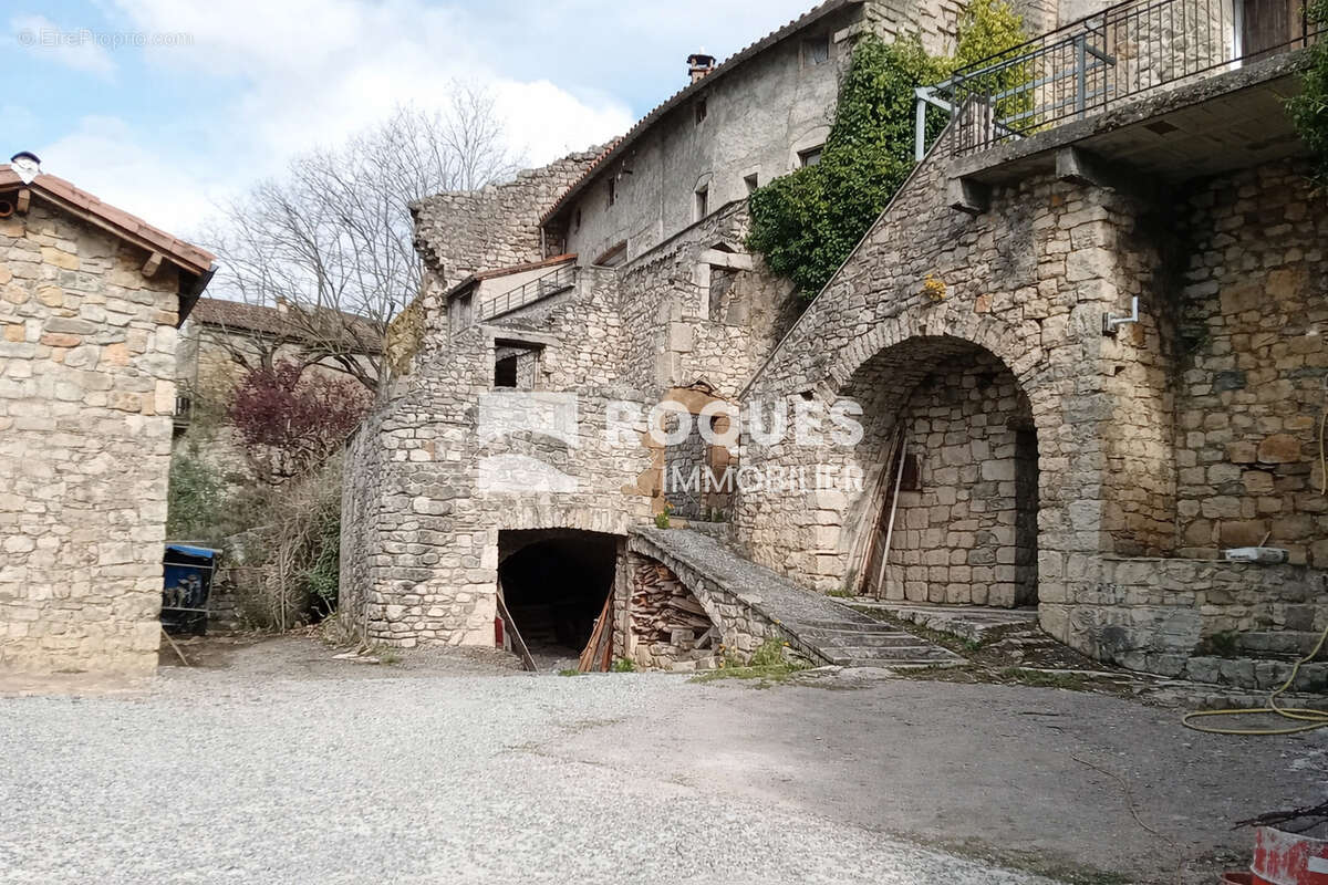 Maison à COMPEYRE
