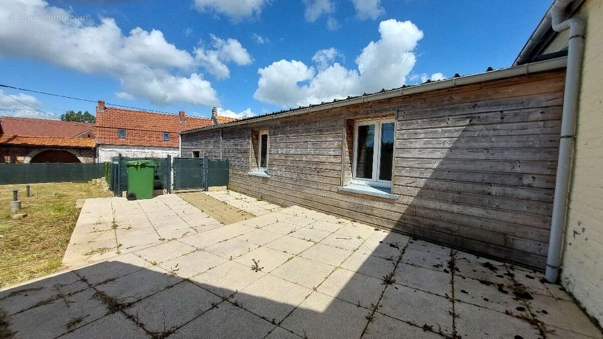 Maison 104 m² à La Comte  - photo 3
