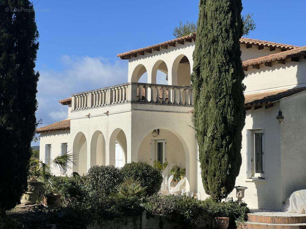 Maison à SAINT-MATHIEU-DE-TREVIERS