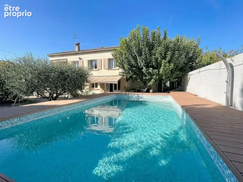Maison 7 pièces 151 m² à vendre à Morieres-Les-Avignon (84310) - photo 1