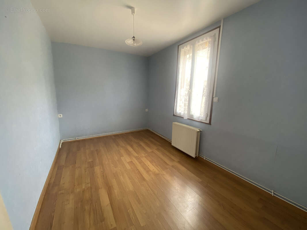 Maison 73 m² à Gourchelles  - photo 4