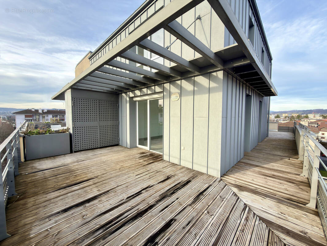 Appartement à MEYTHET