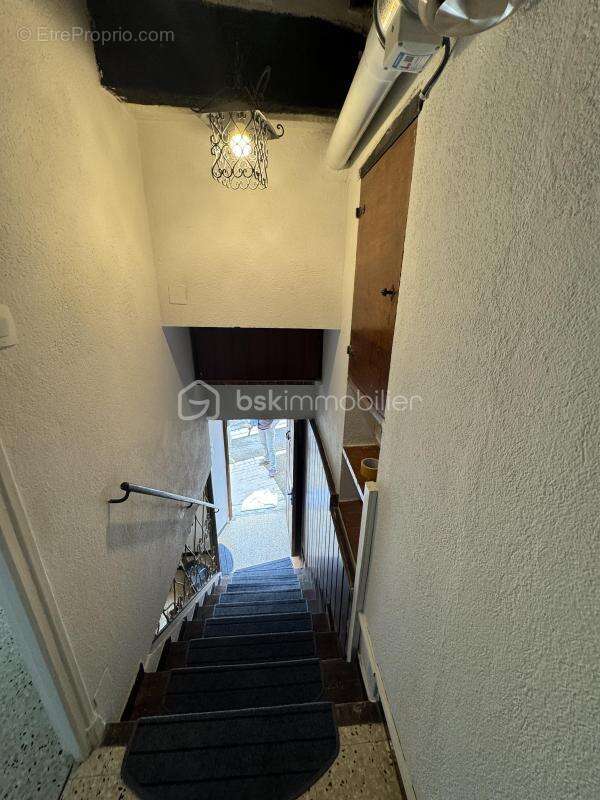 Appartement à GREOLIERES