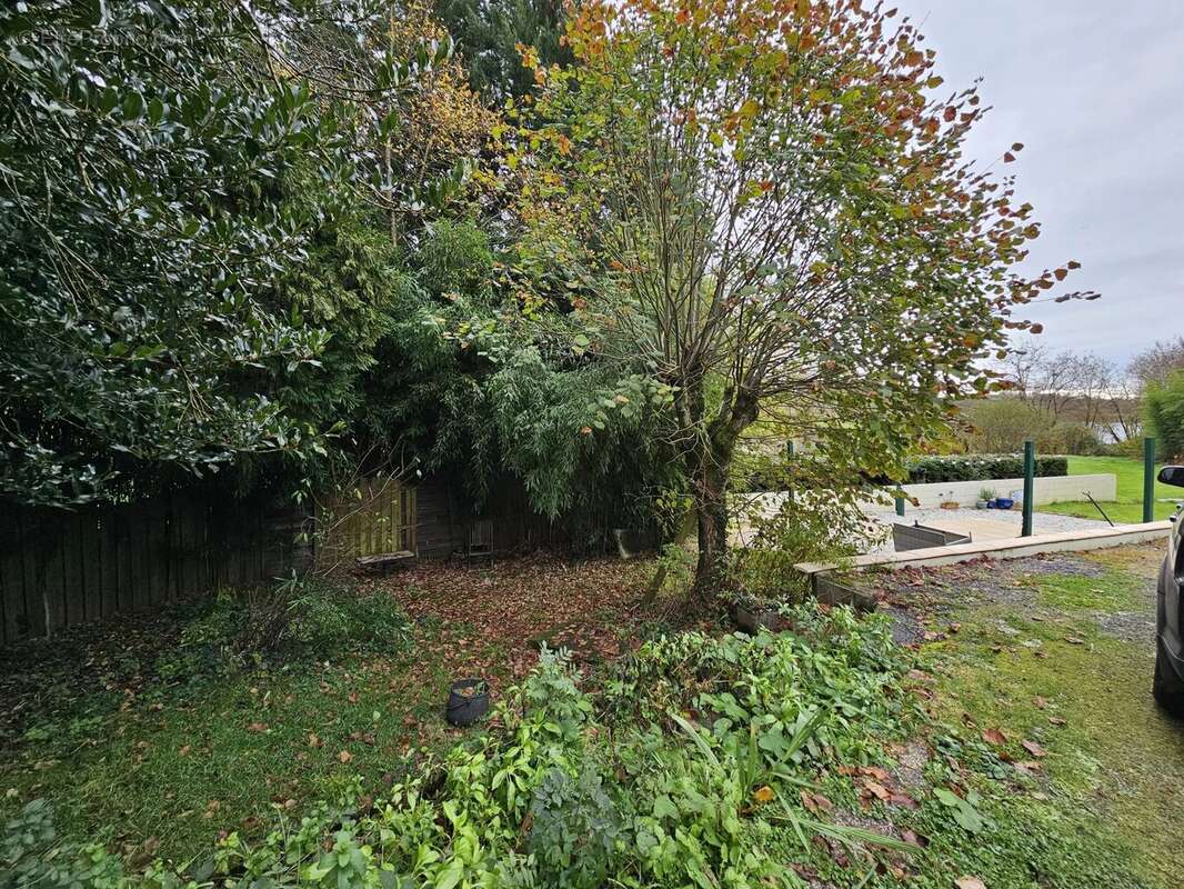 Maison à ANSAC-SUR-VIENNE