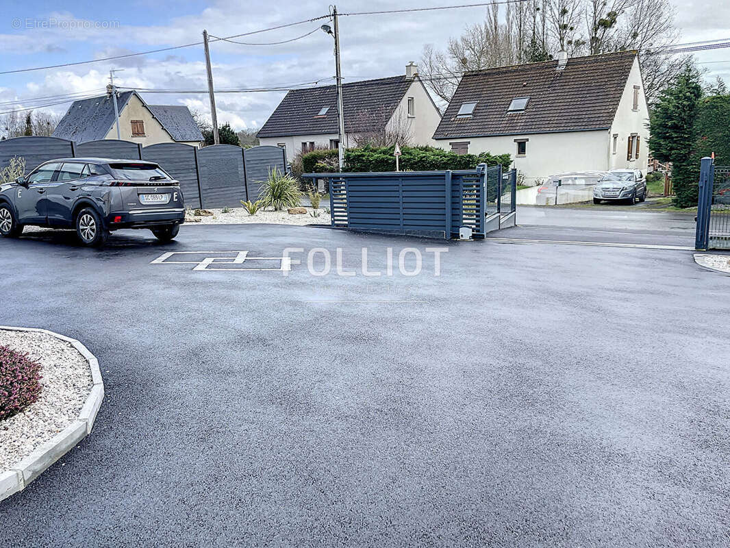 Maison à JULLOUVILLE