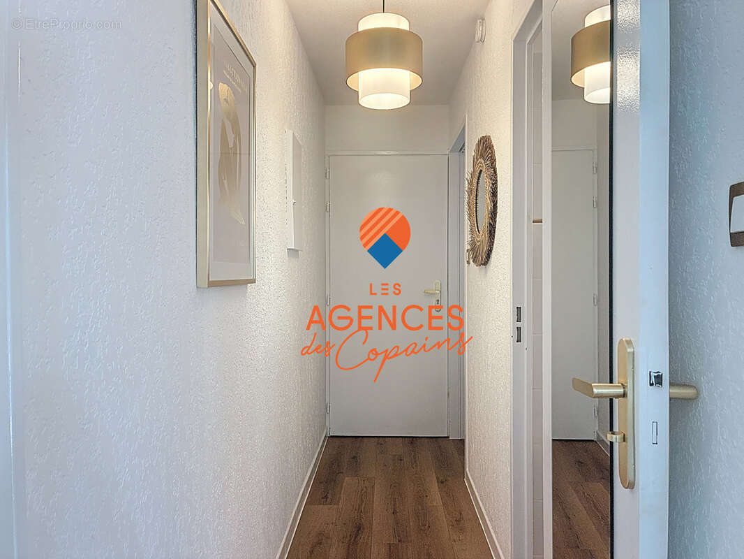 Appartement à SIX-FOURS-LES-PLAGES