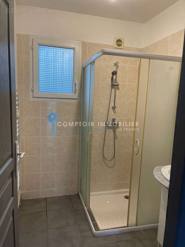 Exclusivité   Maison avec Deux Appartements Indépendants de 60 m2 avec 45m2 de garage - photo 5