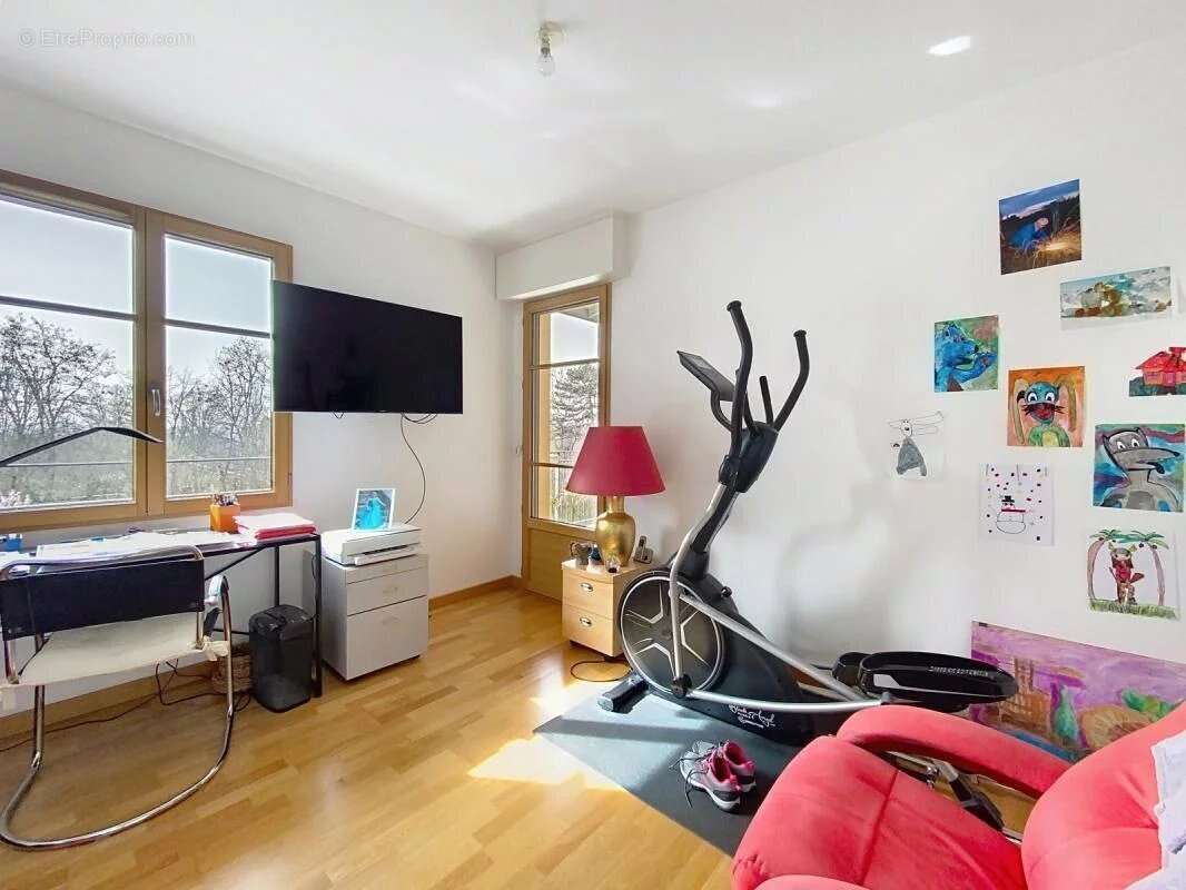 Appartement à SAINT-DIDIER-AU-MONT-D'OR