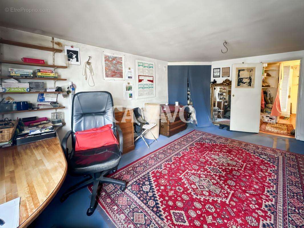 Appartement à PARIS-1E