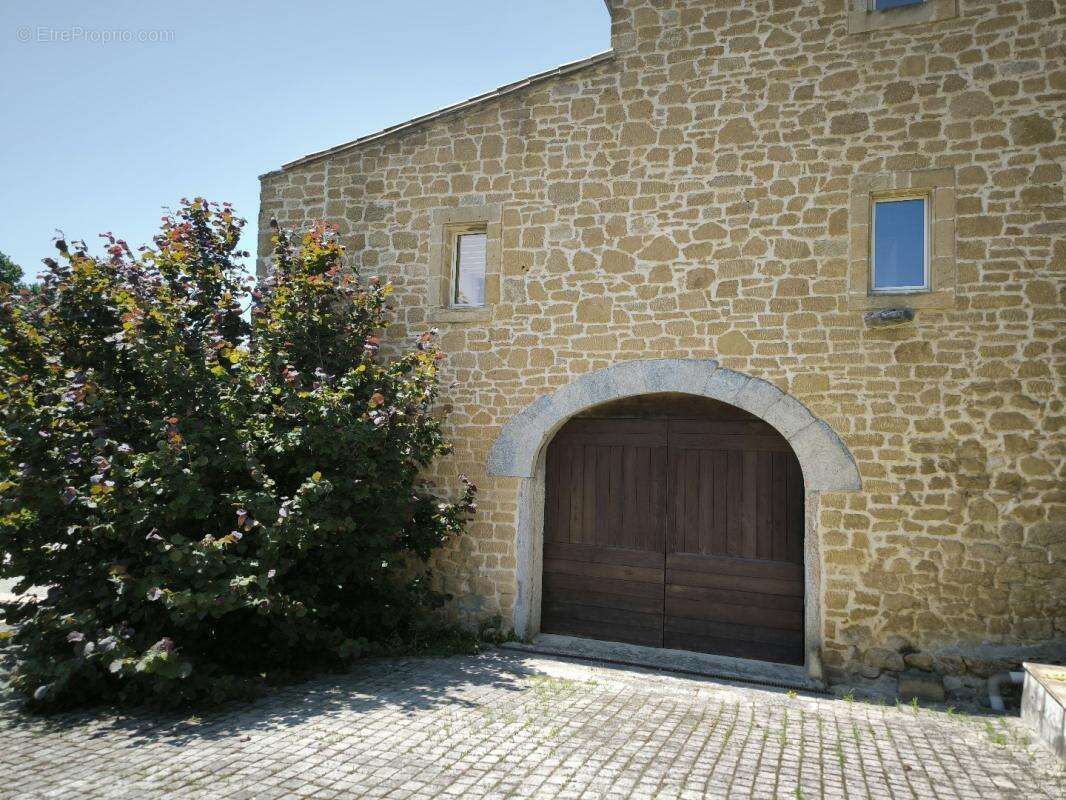 Maison à GAJA-LA-SELVE