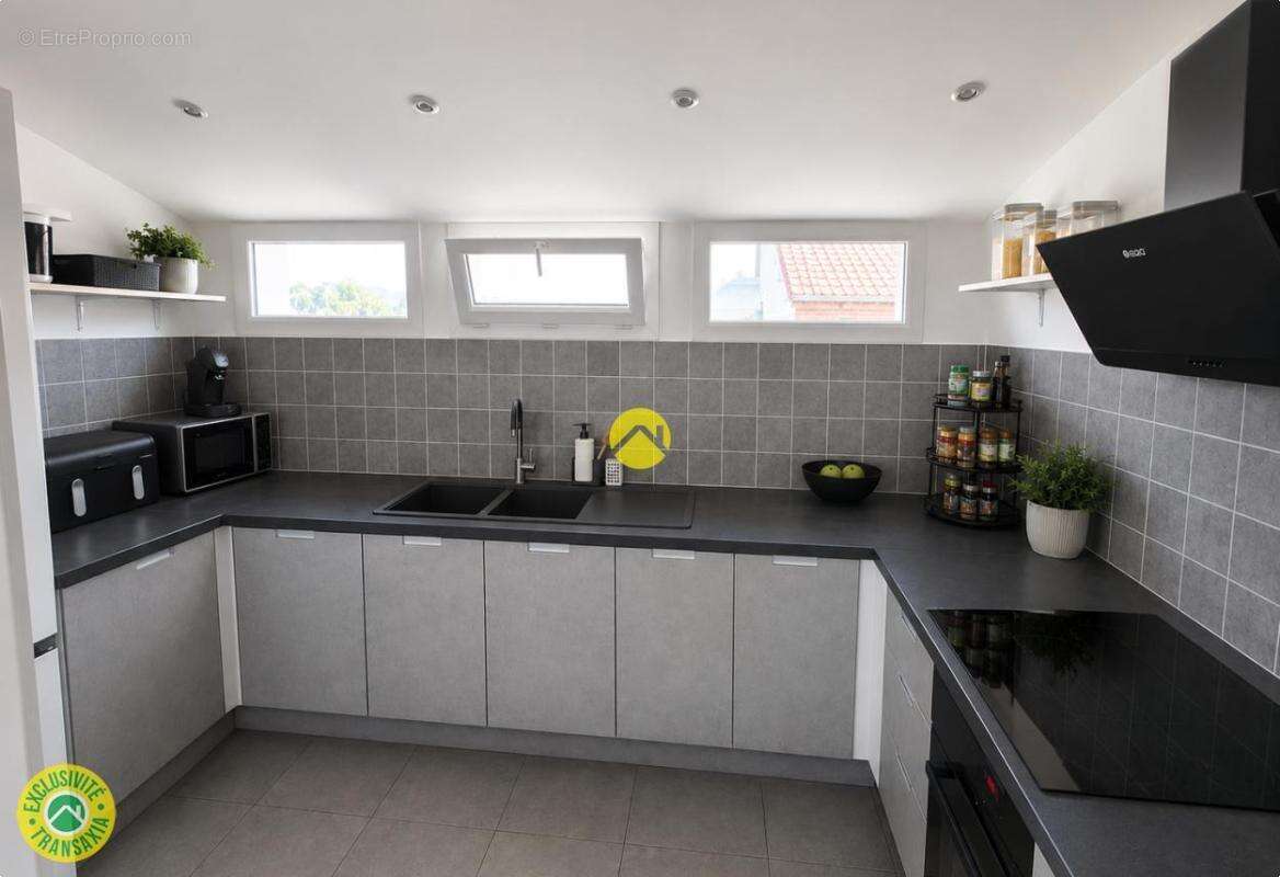Ensemble immobilier - photo 4