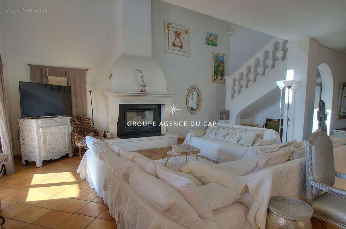 Maison à SAINT-RAPHAEL