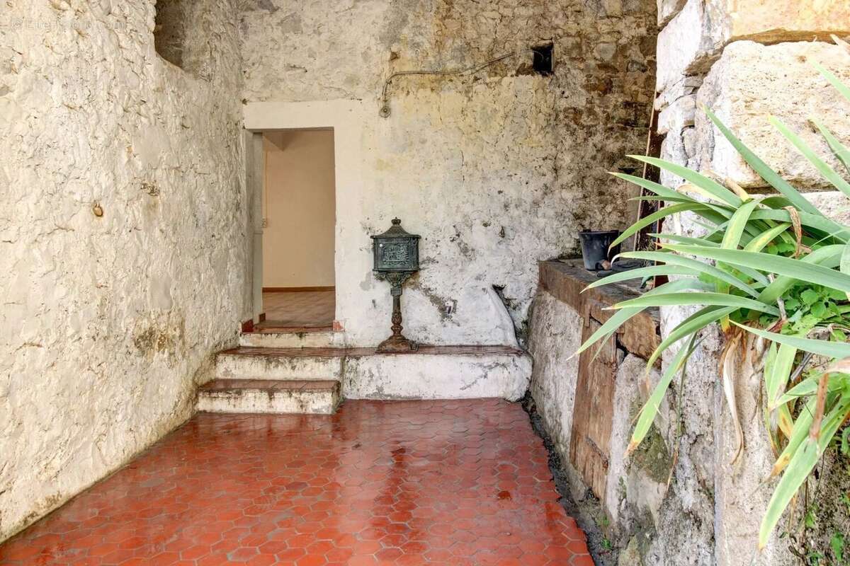 Maison à COLLONGUES