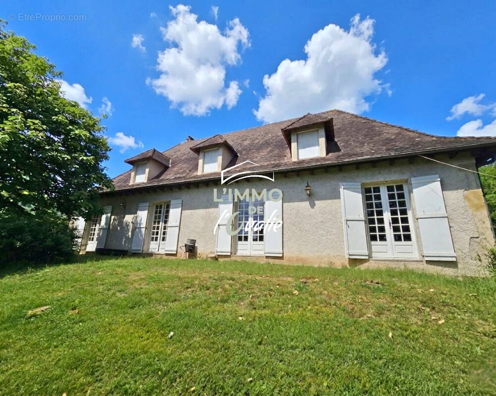 Maison à SAINT-MICHEL-LOUBEJOU