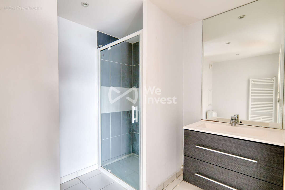 Appartement à BRON