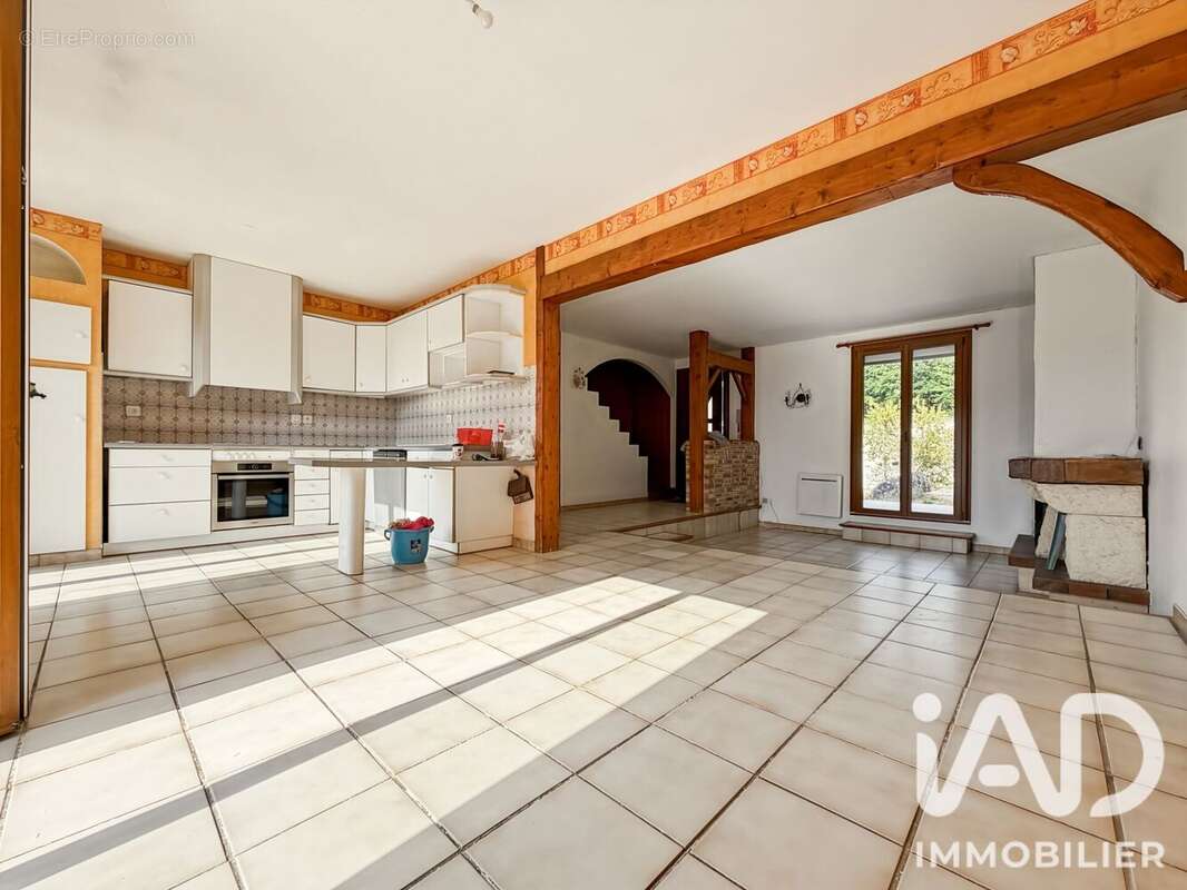 Maison 148 m² à Baulne  - photo 2