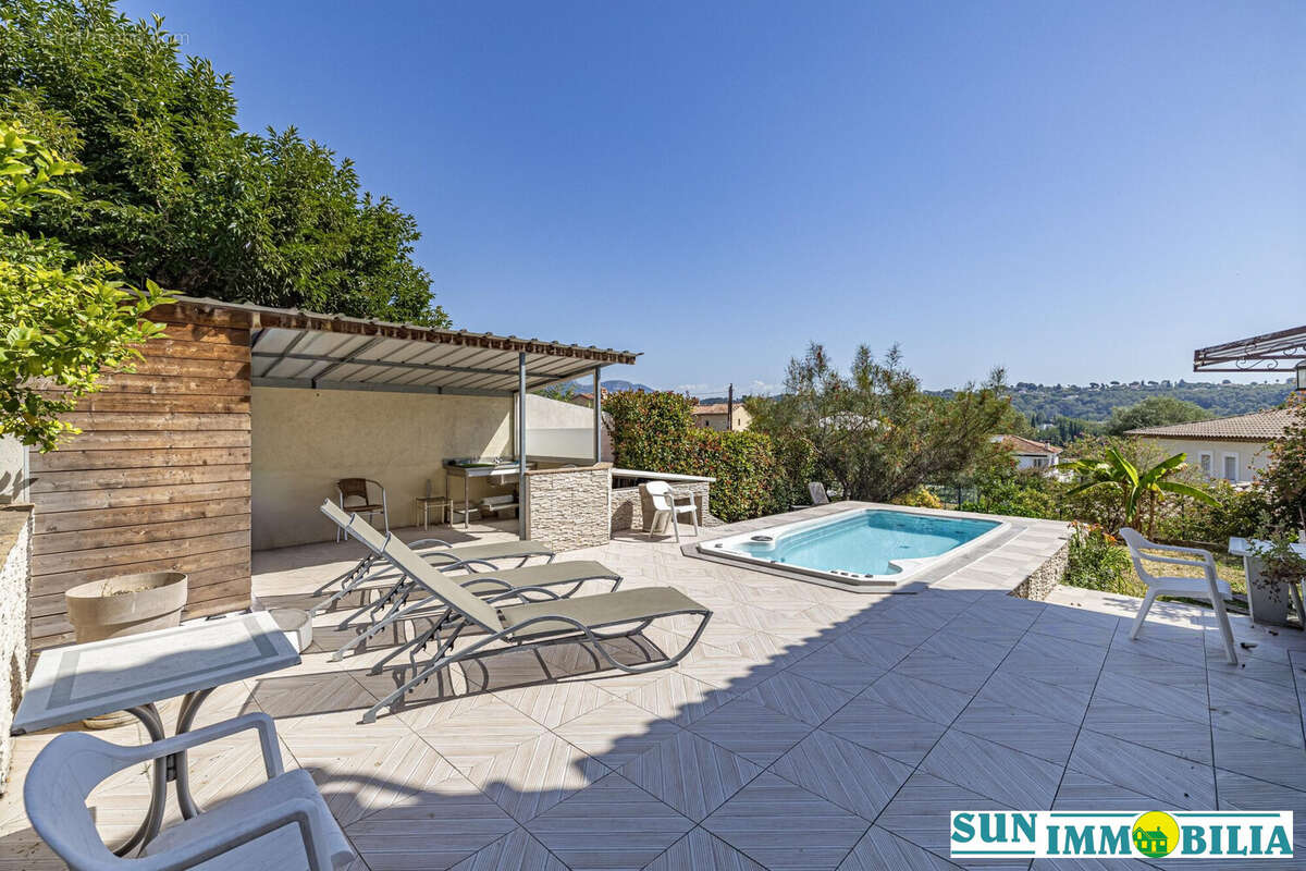 Maison à LA COLLE-SUR-LOUP