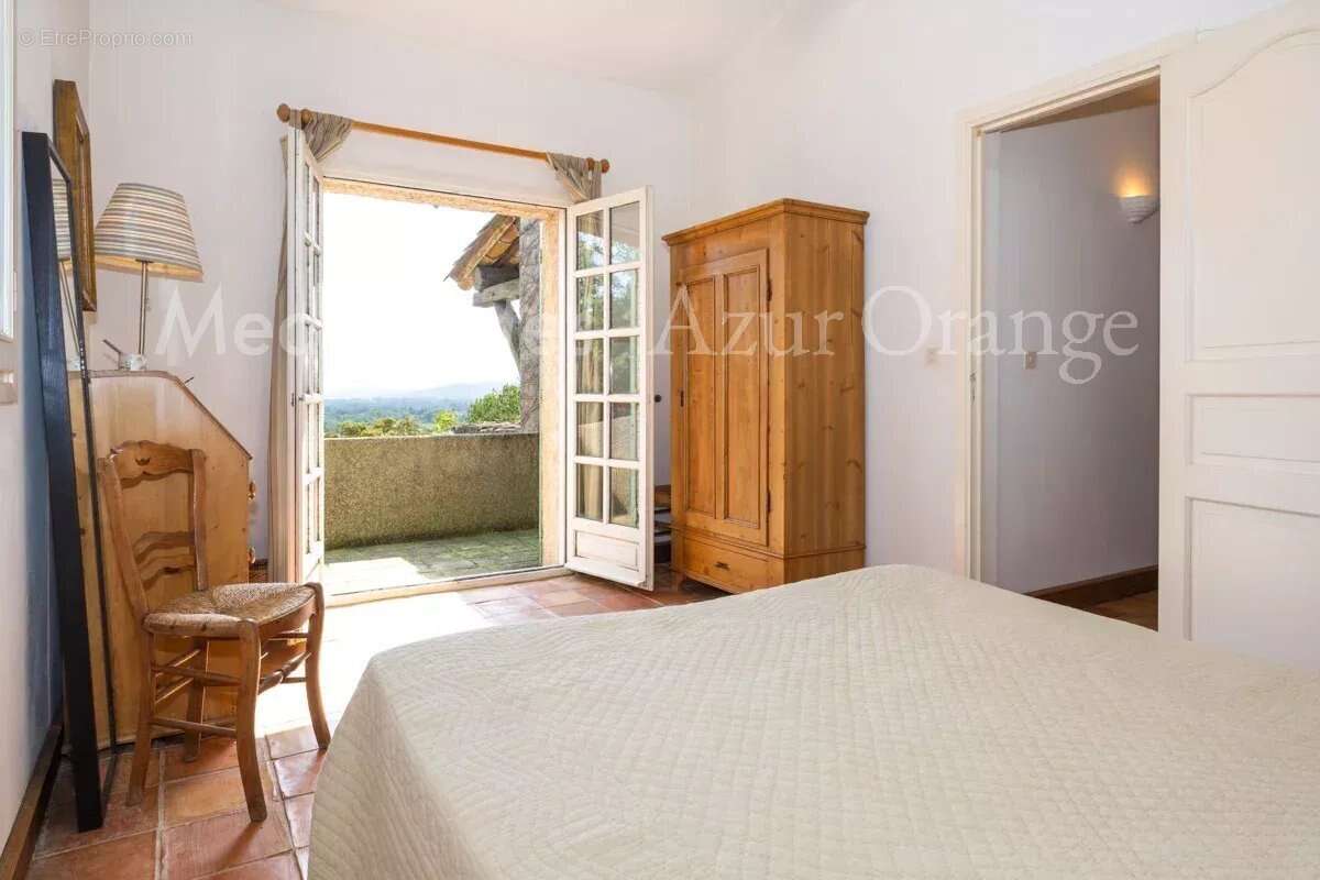 Maison à GRIMAUD