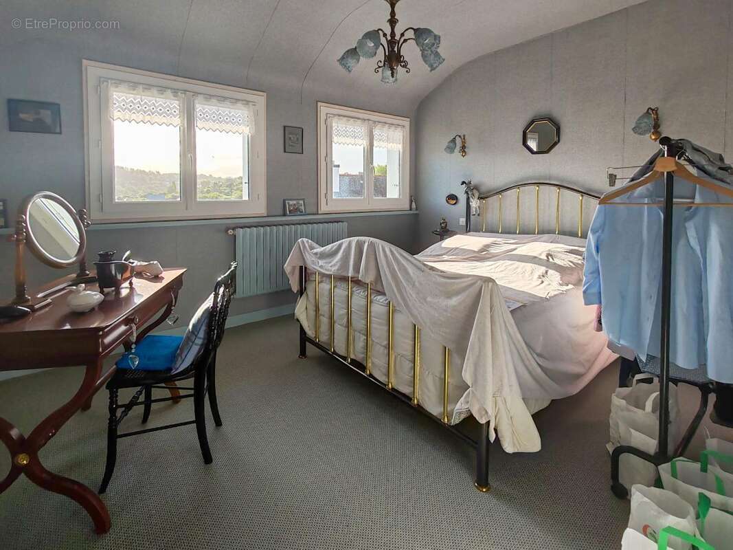 Maison à PLOUGASNOU