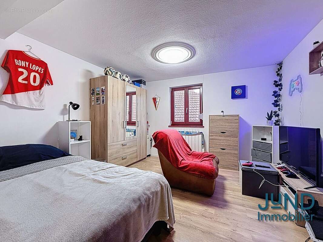 Chambre RDC - Appartement à SESSENHEIM