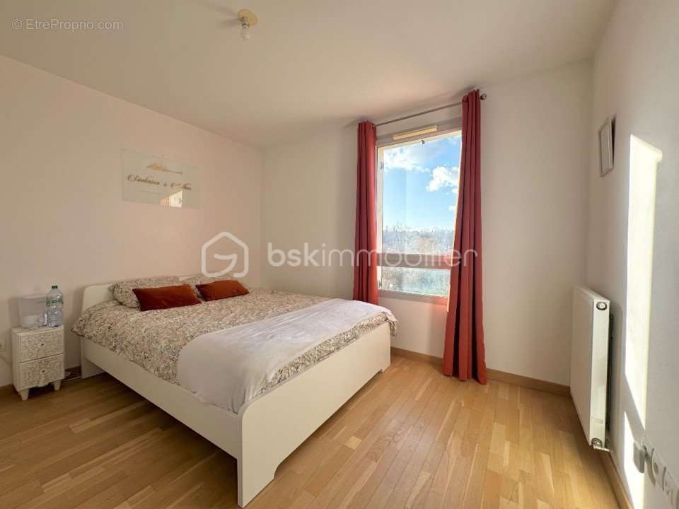 Appartement à SAINTRY-SUR-SEINE