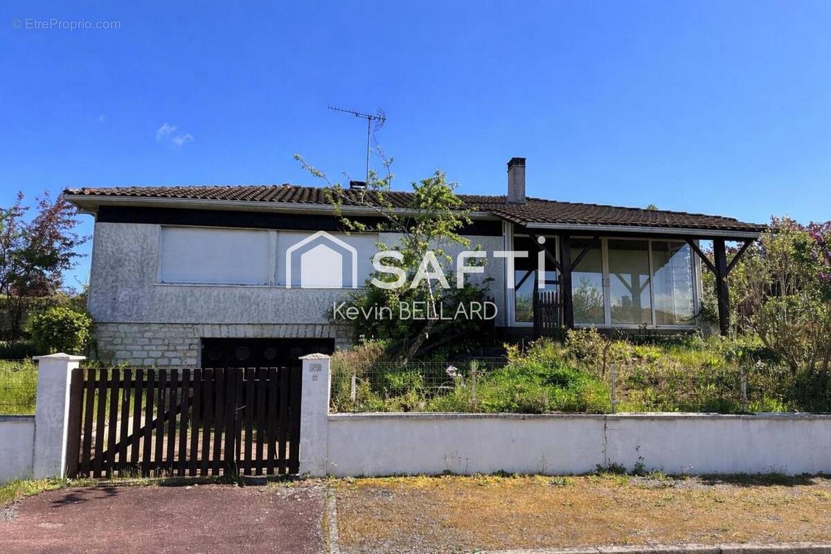 Photo 1 - Maison à LA ROCHEFOUCAULD