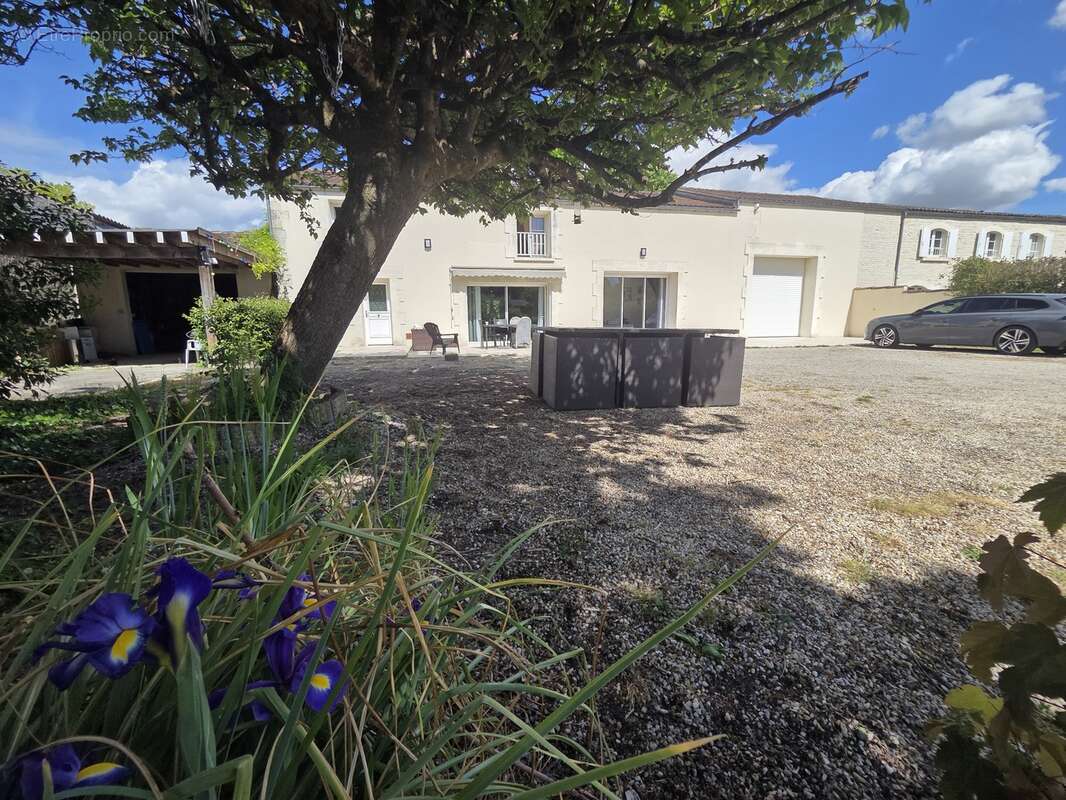 Maison à REPARSAC