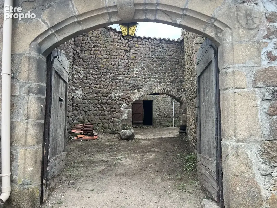 Ferme en pierre entièrement à rénover - photo 26