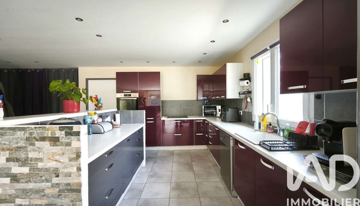 Photo 3 - Maison à SAINT-GERMAIN-LAPRADE