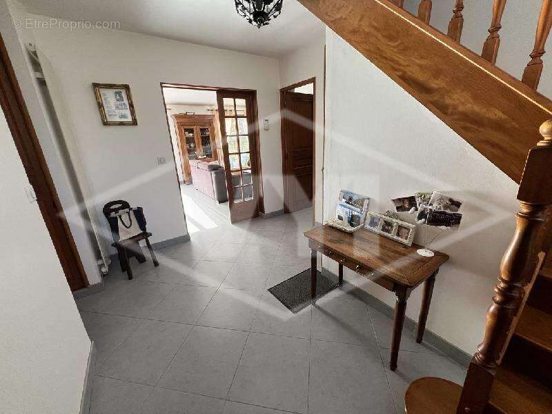 Maison à COMBS-LA-VILLE