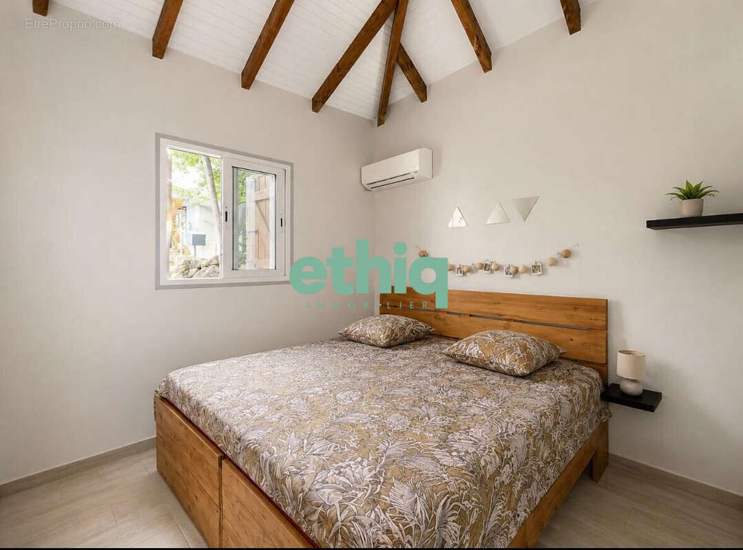 Appartement à DESHAIES