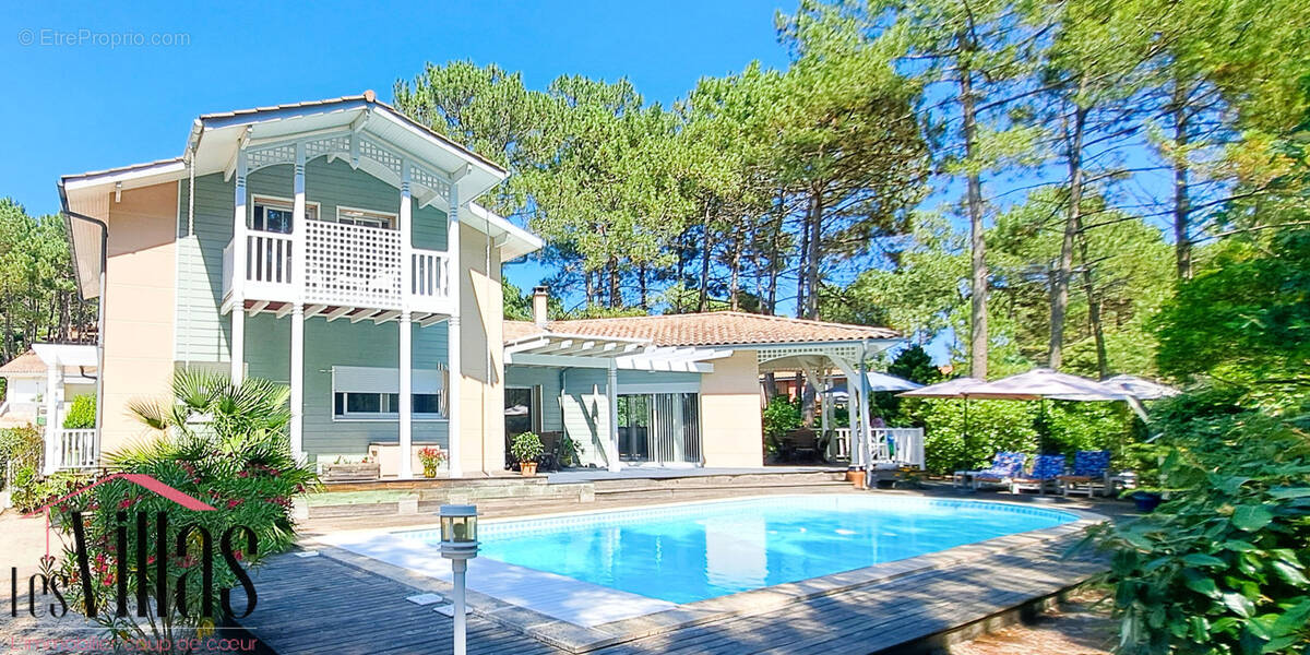 Maison à LACANAU