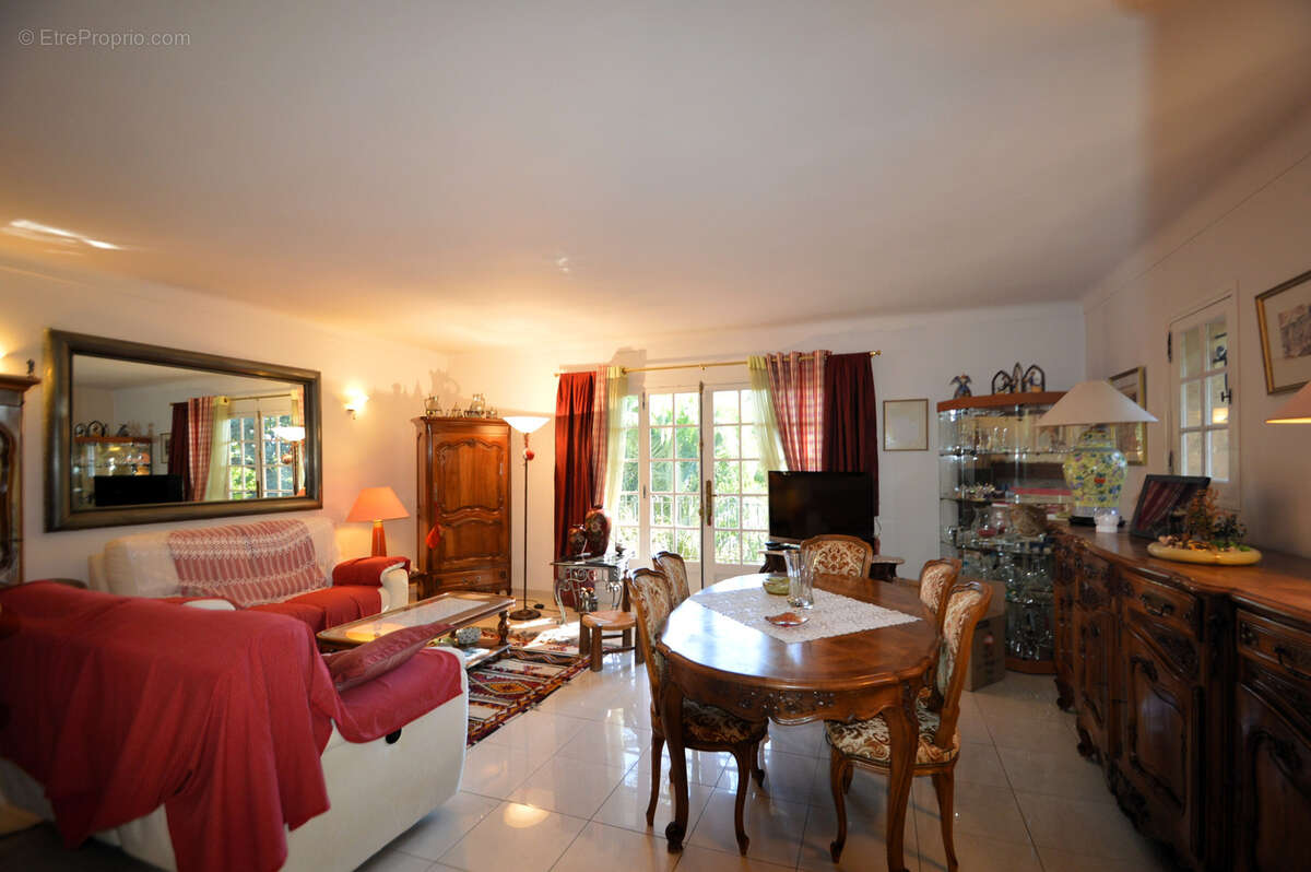 Maison à SAINT-RAPHAEL