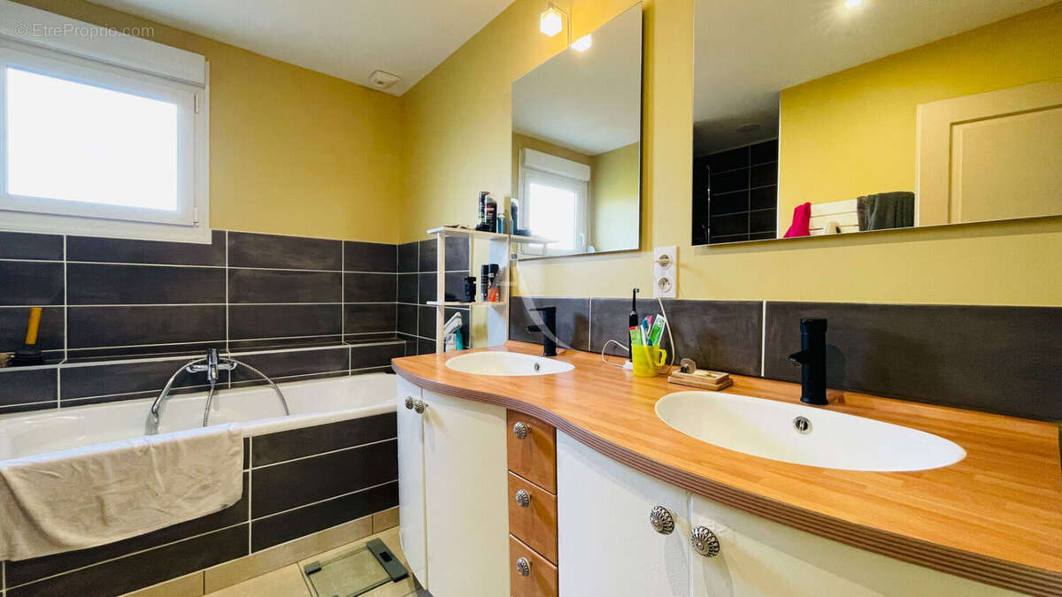 Maison à GIRANCOURT