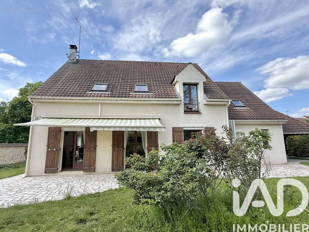 Photo 1 - Maison à SOISY-SUR-SEINE
