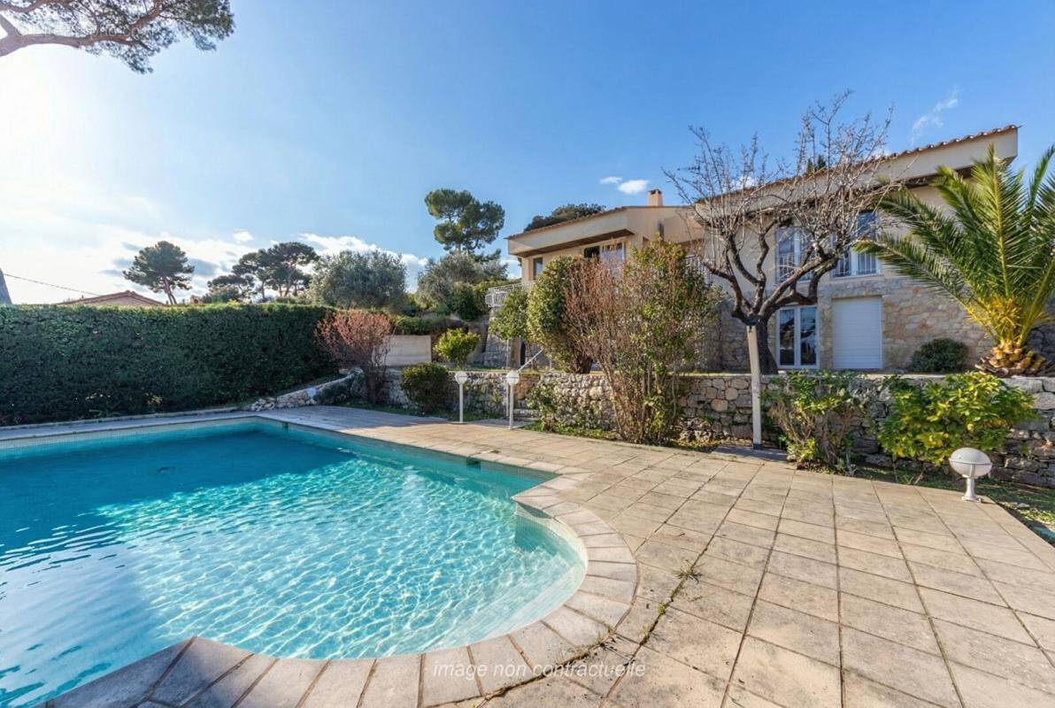 Maison à MOUGINS